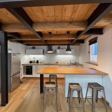 Appartamento duplex avec vue sur les arènes Arles Esterno foto