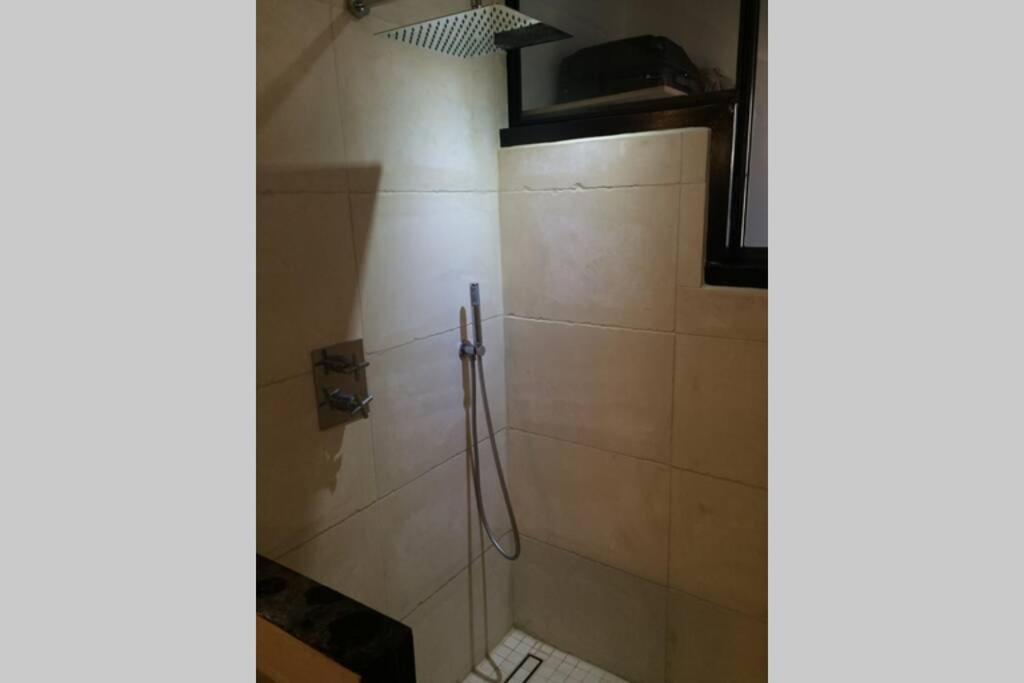 Appartamento duplex avec vue sur les arènes Arles Esterno foto