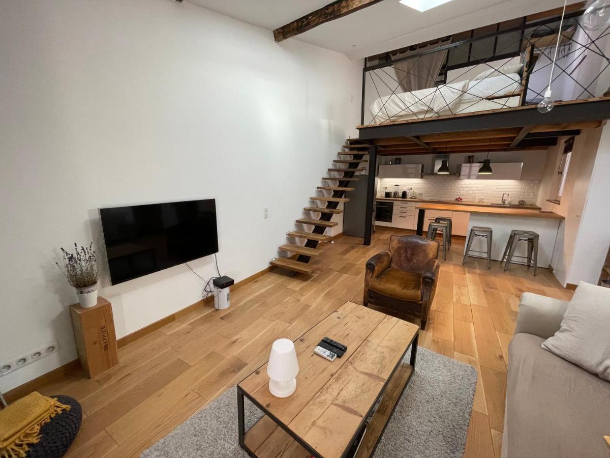 Appartamento duplex avec vue sur les arènes Arles Esterno foto
