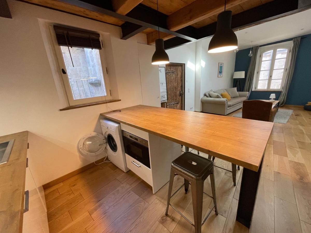 Appartamento duplex avec vue sur les arènes Arles Esterno foto