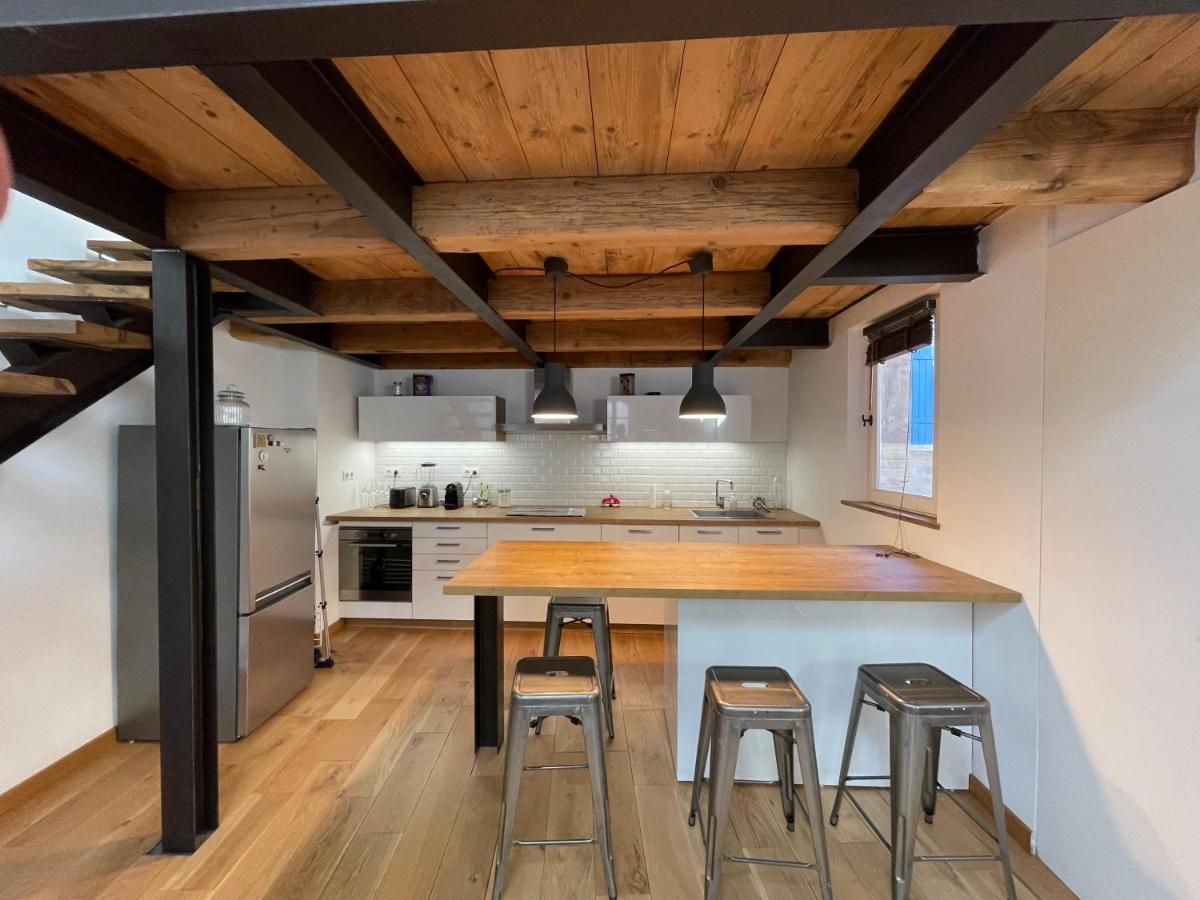 Appartamento duplex avec vue sur les arènes Arles Esterno foto