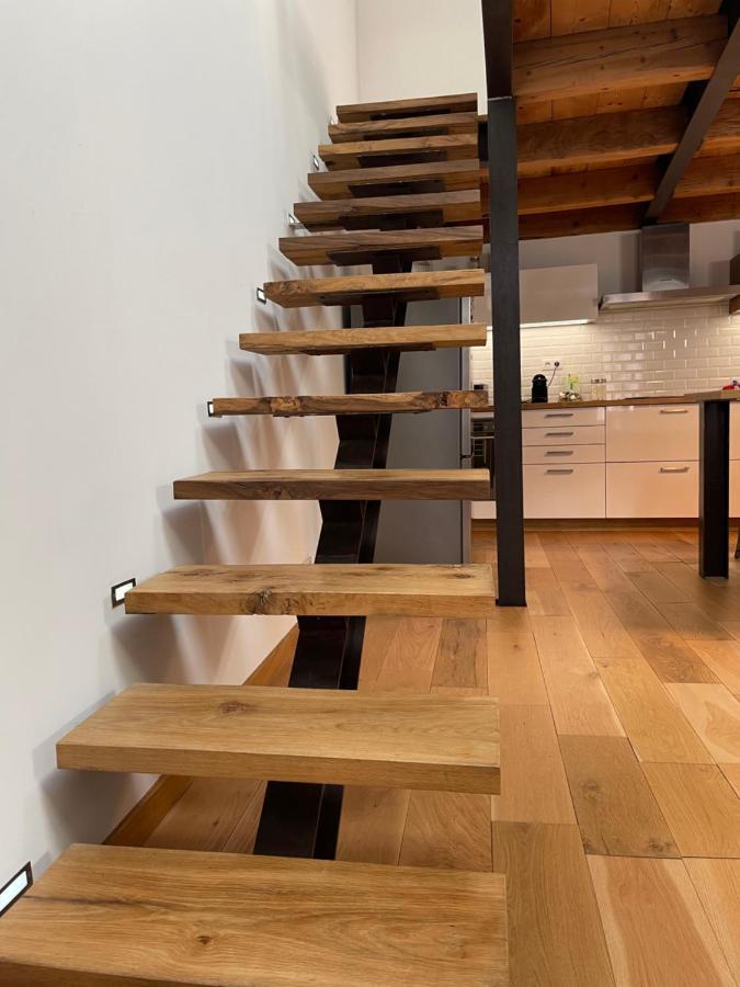 Appartamento duplex avec vue sur les arènes Arles Esterno foto
